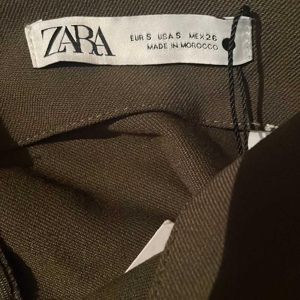 Zara olive green rushed on the sides skirt - Picture 4 of 5